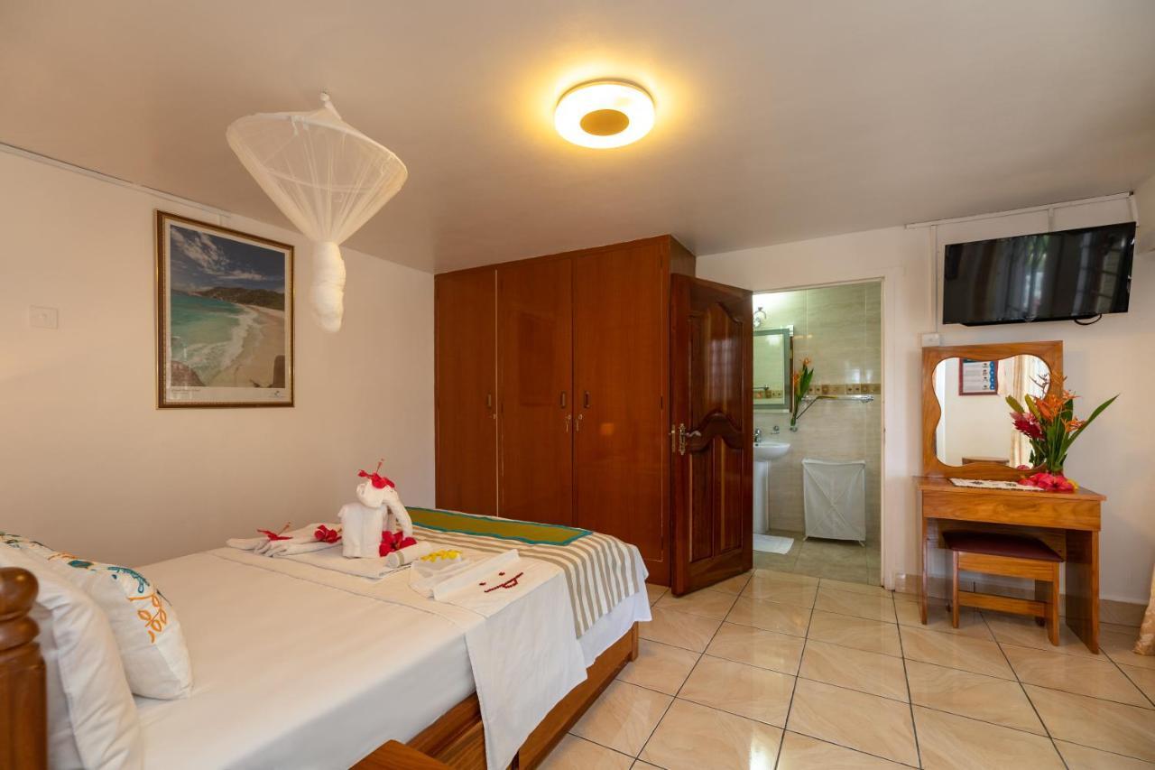Janes' Serenity 3*