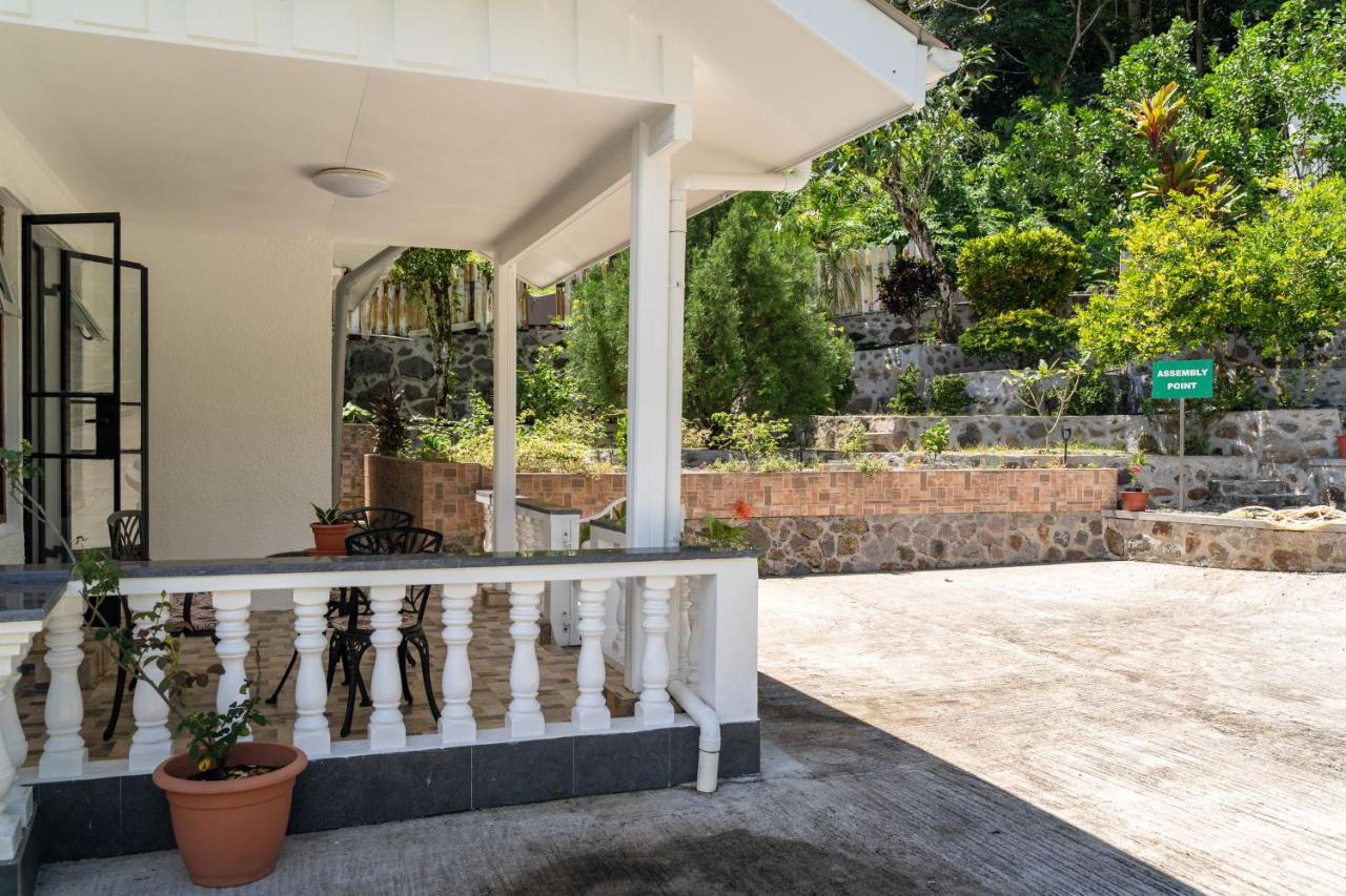 Janes' Serenity 3*